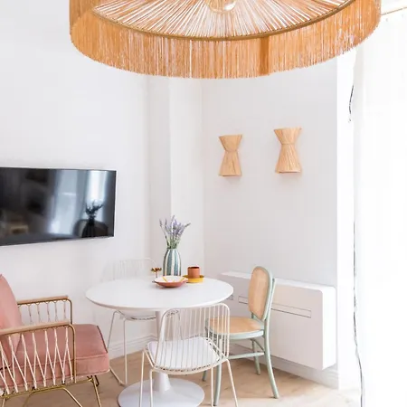Coup De Coeur Centre Village Et Climatise 3 Etoiles Terra Cigala Appartement Bandol